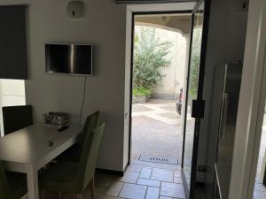 TV a/nebo společenská místnost v ubytování Loft Matteotti - Studio in centro