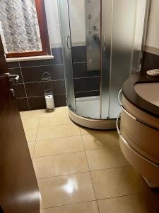Bathroom sa Appartamento in casale rustico - La Masseria