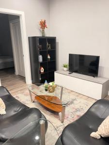 Fotografie z fotogalerie ubytování Cozy basement suite v destinaci Calgary