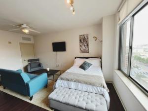 Gallery image of Charming Studio in Downtown Silver Spring MD in Silver Spring