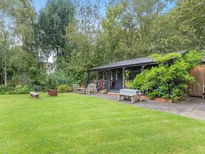 Zahrada ubytování Peaceful Woodland Lodge