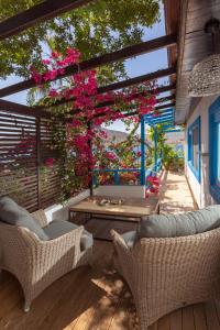 A seating area at Sabrinas Haus - Adult Only +14