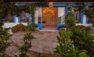 A garden outside Sabrinas Haus - Adult Only +14