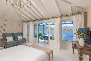 A bed or beds in a room at Sabrinas Haus - Adult Only +14 Még 37 kép