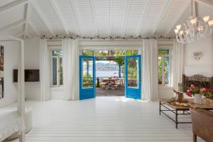 A seating area at Sabrinas Haus - Adult Only +14