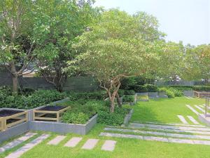 Κήπος έξω από το Edge Central Pattaya Lux