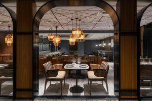 Area soggiorno di The Alloy, a DoubleTree by Hilton - Valley Forge