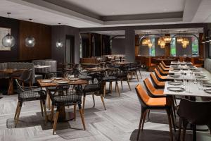 Ristorante o altro punto ristoro di The Alloy, a DoubleTree by Hilton - Valley Forge