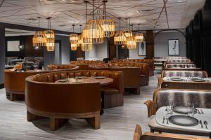 Area soggiorno di The Alloy, a DoubleTree by Hilton - Valley Forge