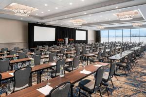 Zona business o sala conferenze di The Alloy, a DoubleTree by Hilton - Valley Forge
