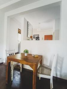 Η κουζίνα ή μικρή κουζίνα στο Acmi Villa