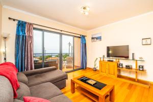Μια τηλεόραση ή/και κέντρο ψυχαγωγίας στο Vila Sol