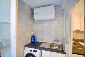 Kuchyň nebo kuchyňský kout v ubytování La Fuente apartamento con 3 AC + 17 fotografií