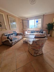 Posezení v ubytování Grand appartement 4-8 personnes