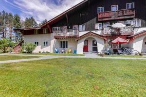 Afbeelding uit fotogalerij van Fly In Condos Unit E in Waitsfield