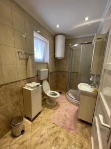 Koupelna v ubytování Belien Apartman