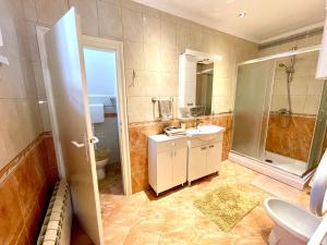 Koupelna v ubytování Belien Apartman