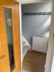 Ein Bett oder Betten in einem Zimmer der Unterkunft Huddersfield 2 bedroom house