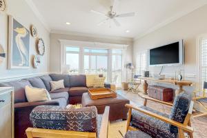 TV a/nebo společenská místnost v ubytování Shuckleys Retreat