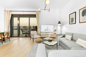 Posedenie v ubytovaní Ultimate Stay / Panoramic Sunset Full Sea & Yacht Marina Views / 3 Bedrooms