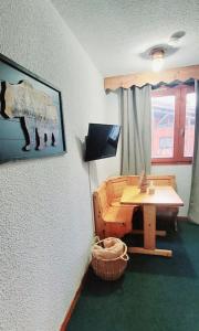 Телевизор и/или развлекательный центр в Studio Tignes Val claret aux pieds des pistes