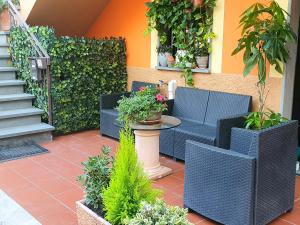 Giardino di Casa Luciana - Comfort a Lucca con Parcheggio