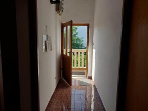 Gambar di galeri bagi Iva apartment 50m from see (7person) di Pag