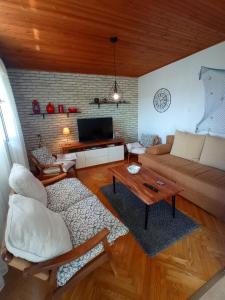 Fotografia z galérie ubytovania Holiday Home Mare - Monti v destinácii Karlobag + 37 fotografií