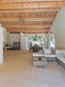 Gallery image of Le Mas Provençal Valbonne in Valbonne