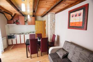 Kuchyň nebo kuchyňský kout v ubytování Apartments Andrić