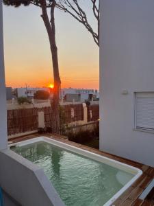 Bazén v ubytování Asteria Apartments nebo v jeho okolí
