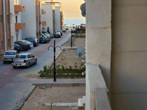 Foto de la galería de Blue lagoon 2 bed room apartment, AC for rent in ras sidr If you love calm this is for you 2 days minimum FAMILY only please en Ras Sedr
