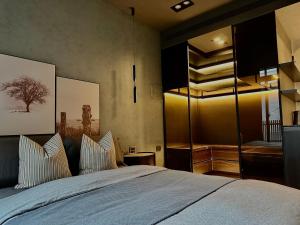 Here Hotel 宅這兒私宅-屏市B宅客房内的一张或多张床位