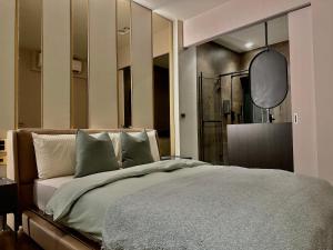 Here Hotel 宅這兒私宅-屏市B宅客房内的一张或多张床位