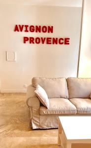 Posezení v ubytování Gite AVIGNON BOUGAINVILLIER