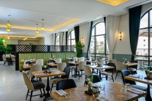 Restaurace v ubytování Hotel Botanica- Limited Edition By Fattal