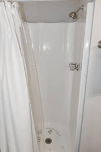 Gallery image of Right Across Beach Pool View Private Balcony By Zen Living Short Term Rental in Myrtle Beach
