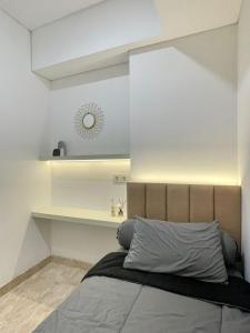 Postel nebo postele na pokoji v ubytování Insta-worthy staycation at 2BR luxury Apt - Podomoro Empire Tower