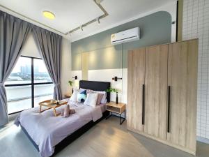 Postel nebo postele na pokoji v ubytování Taman Equine Comfy Studio#Greenery View#4 pax#Aeon Mall + 48 fotografií