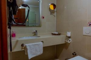 Sofia Hotel的一间浴室