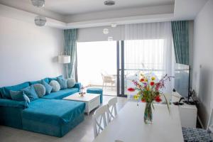Gallery image of Exclusive penthouse with Jacuzzi and gas barbecue in Kérynia +66 photos