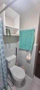 Salle de bains dans l'établissement Ohana Suites Lapu-Lapu City Condo Staycation Near Mactan International Airport