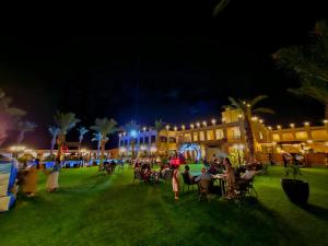 Ospiti di Qasr alnkheel resort and hotel