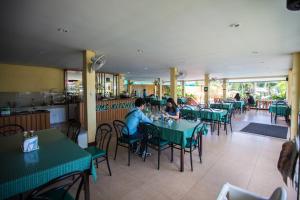 Εστιατόριο ή άλλο μέρος για φαγητό στο Twin Palms Resort Pattaya, SHA Extra Plus Certified