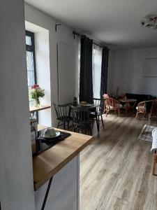 Posedenie v ubytovaní Apartmány Oxota