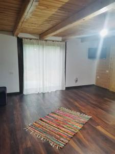 Φωτογραφία από το άλμπουμ του Cabana Briana σε Valea Draganului +21 φωτογραφίες
