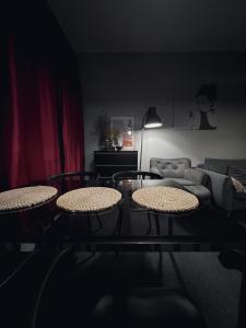 Posedenie v ubytovaní Apartament Na Chłodnej | The High Street