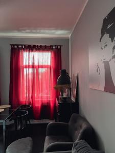 Posedenie v ubytovaní Apartament Na Chłodnej | The High Street