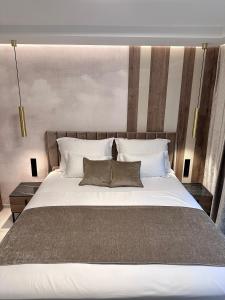 Postel nebo postele na pokoji v ubytování Luxury Rooms Andrea