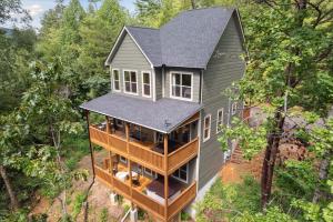 an overhead view of a house in the woods at Chasing the Son Cabin cabin in Sevierville
